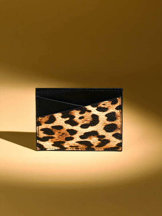Картхолдер для пластиковых карт ESCALADA, размер 105х70 мм, мягкий переплёт, запаянный край, искусственная кожа ″Леопард″, тиснение фольгой Картхолдер для пластиковых карт ESCALADA, размер 105х70 мм, мягкий переплёт, запаянный край, искусственная кожа ″Леопард″, тиснение фольгой