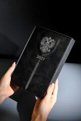 Ежедневник датированный 2027 ESCALADA, формат А5, 176 л., твёрдый переплёт, запаянный край, искусственная кожа ″Тиволи″, 3D-дизайн, тиснение фольгой Ежедневник датированный 2027 ESCALADA, формат А5, 176 л., твёрдый переплёт, запаянный край, искусственная кожа ″Тиволи″, 3D-дизайн, тиснение фольгой