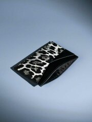 Картхолдер для пластиковых карт ESCALADA, размер 105х70 мм, мягкий переплёт, запаянный край, искусственная кожа ″Леопард″, тиснение фольгой Картхолдер для пластиковых карт ESCALADA, размер 105х70 мм, мягкий переплёт, запаянный край, искусственная кожа ″Леопард″, тиснение фольгой
