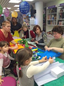 Мастер-класс ″Подарок начинается с упаковки″ в «Читай –городе Мастер-класс ″Подарок начинается с упаковки″ в «Читай –городе