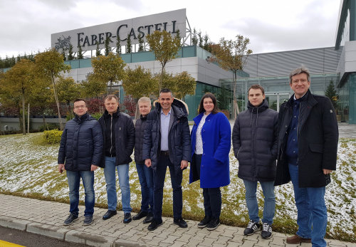 ����� �������� (FABER-CASTELL): &laquo;�� ����� ��������� ������� ������� ��� �������� ����������&raquo;