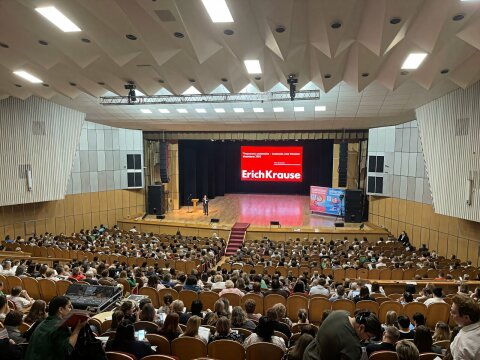 Огромный интерес к развитию нового поколения на форуме &laquo;Педагоги России&raquo; в Екатеринбурге при участии ErichKrause