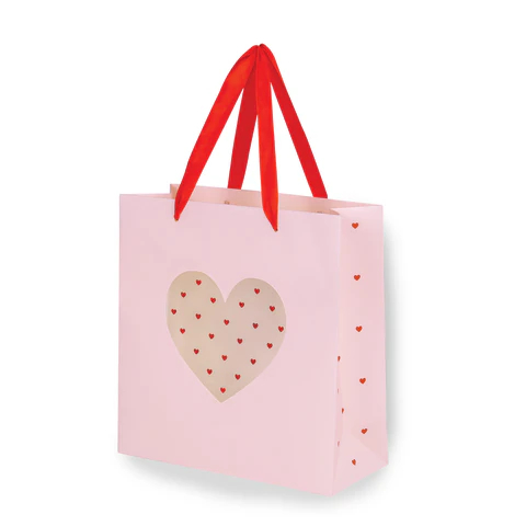 ����� ����������″With LOVE″, ������� ������, 3 �����