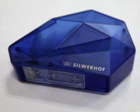 Стильный и эргономичный диспенсер для клейкой ленты Silwerhof Стильный и эргономичный диспенсер для клейкой ленты Silwerhof