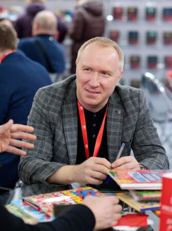 Михаил Гайфулин (ПРОФ-ПРЕСС): «Клиенты обращают особое внимание на качество предлагаемой продукции» Михаил Гайфулин (ПРОФ-ПРЕСС): «Клиенты обращают особое внимание на качество предлагаемой продукции»