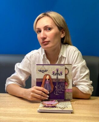Олеся Нестратова: «Сотрудничество с Hatber – комплимент моему творчеству». Олеся Нестратова: «Сотрудничество с Hatber – комплимент моему творчеству».