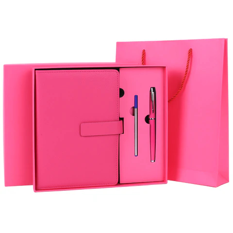 Ежедневник в подарочном наборе 5 в 1, BRAUBERG ″President″, розовый Ежедневник в подарочном наборе 5 в 1, BRAUBERG ″President″, розовый