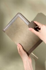 Ежедневник недатированный ESCALADA, формат А5, 160 л., твёрдый переплёт, искусственная кожа ″Лайка″, искусственная кожа ″Нубук″,