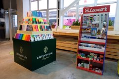 Выставка ассортимента в арт-кластере «Флакон» Выставка ассортимента в арт-кластере «Флакон»
