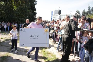 17-ый розыгрыш от ОПТимиста Курск 2017 17-ый розыгрыш от ОПТимиста Курск 2017