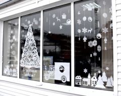 Новогодние витрины магазинов: как украсить, обзор, советы