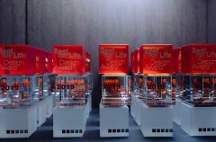 Диспенсер Tork Xpressnap признан лучшим продуктом для профессиональной гигиены Диспенсер Tork Xpressnap признан лучшим продуктом для профессиональной гигиены