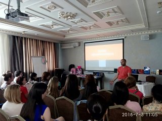 Компетентность продавцов = успех и процветание розничной сети. Компетентность продавцов = успех и процветание розничной сети.
