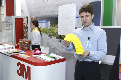 Бренд Post-it®стал победителем премии «Золотая Скрепка» Бренд Post-it®стал победителем премии «Золотая Скрепка»