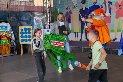 Праздник ″Нескучные уроки 2025. Город профессий″ от ТД ″Карандаш″ Праздник ″Нескучные уроки 2025. Город профессий″ от ТД ″Карандаш″