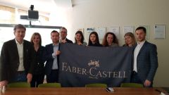 Faber-Castell � �������