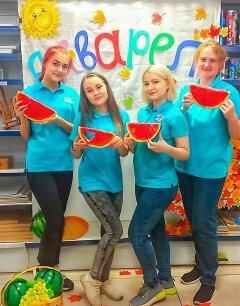 Компания «Акварель» (Новокузнецк) встретила очередное начало учебного года сочными и спелыми арбузами! Компания «Акварель» (Новокузнецк) встретила очередное начало учебного года сочными и спелыми арбузами!