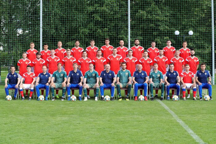 Вперед, НАШИ ПАРНИ! Вперед, НАШИ ПАРНИ!