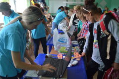 Компания «Акварель» (Новокузнецк) проехала почти 6000 километров и помогла собрать в школу более 2000 детей Компания «Акварель» (Новокузнецк) проехала почти 6000 километров и помогла собрать в школу более 2000 детей