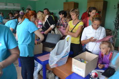 Компания «Акварель» (Новокузнецк) проехала почти 6000 километров и помогла собрать в школу более 2000 детей Компания «Акварель» (Новокузнецк) проехала почти 6000 километров и помогла собрать в школу более 2000 детей