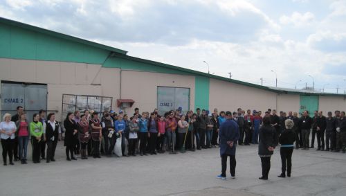 Отдавая дань традициям Отдавая дань традициям
