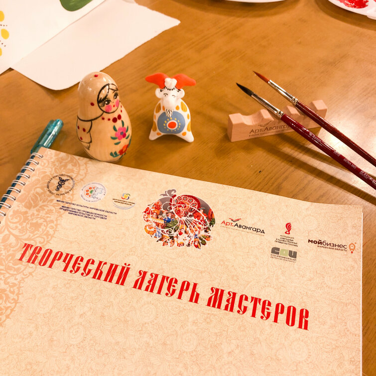 В Кирове прошёл Лагерь мастеров народных промыслов В Кирове прошёл Лагерь мастеров народных промыслов
