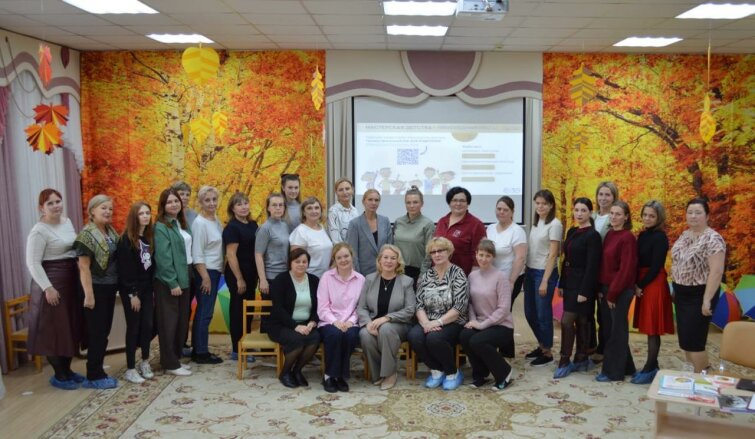 Татьяна Цветкова выступила в Гатчине с семинаром о вовлечении родителей в образовательный процесс Татьяна Цветкова выступила в Гатчине с семинаром о вовлечении родителей в образовательный процесс