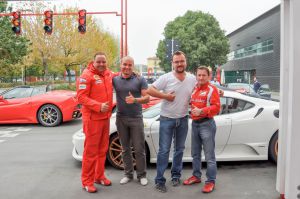 ������-����� c ������������� Ferrari