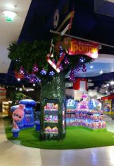 Постоянные бренд-зоны ″Тролли″ в Hamleys на Лубянке и в Метрополисе* Постоянные бренд-зоны ″Тролли″ в Hamleys на Лубянке и в Метрополисе*
