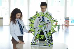Конструктор «Парк развлечений» от ТМ «Поделкин» и ENGINO, серия DISCOVERING STEM Конструктор «Парк развлечений» от ТМ «Поделкин» и ENGINO, серия DISCOVERING STEM