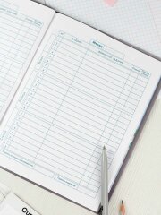 Дневник школьный 1-4 класс, А5+, 48 л, твёрдый переплёт 7БЦ, глянцевая ламинация Дневник школьный 1-4 класс, А5+, 48 л, твёрдый переплёт 7БЦ, глянцевая ламинация