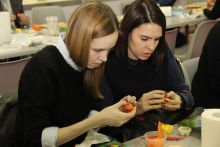 ТД «Сильверхоф» на «Арт-Салоне» весенней «Скрепки»: мастер-класс для взрослых ТД «Сильверхоф» на «Арт-Салоне» весенней «Скрепки»: мастер-класс для взрослых