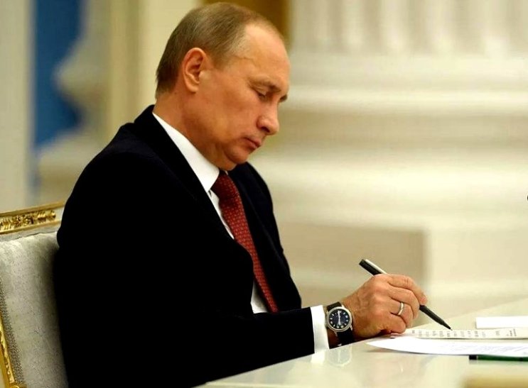 Какая она, президентская ручка для письма? Какая она, президентская ручка для письма?