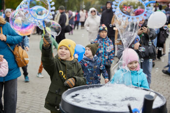 Праздник ″Нескучные уроки будущего″ 2024г. от ТД ″Карандаш″ Праздник ″Нескучные уроки будущего″ 2024г. от ТД ″Карандаш″