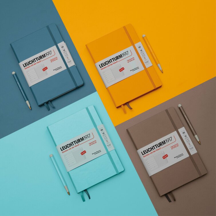Еженедельники-блокноты Leuchtturm Weekly Planner & Notebook (2022 год) Еженедельники-блокноты Leuchtturm Weekly Planner & Notebook (2022 год)