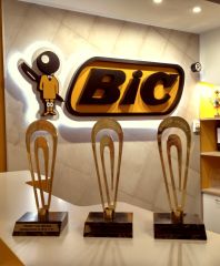 Канцтовары BIC получили сразу 3 премии ″Золотая Скрепка″ Канцтовары BIC получили сразу 3 премии ″Золотая Скрепка″