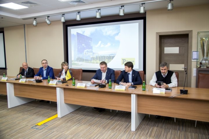 В Рельеф-Центре прошел пресс-тур для представителей министерств и СМИ В Рельеф-Центре прошел пресс-тур для представителей министерств и СМИ