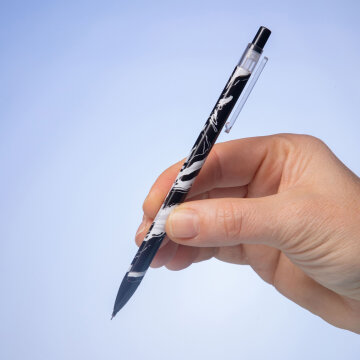 Механические карандаши Black&White от Hatber: на какой ты стороне? На тёмной или на светлой? Механические карандаши Black&White от Hatber: на какой ты стороне? На тёмной или на светлой?