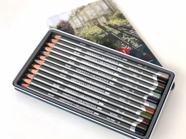 ����� ����������� ���������� DERWENT GRAPHITINT