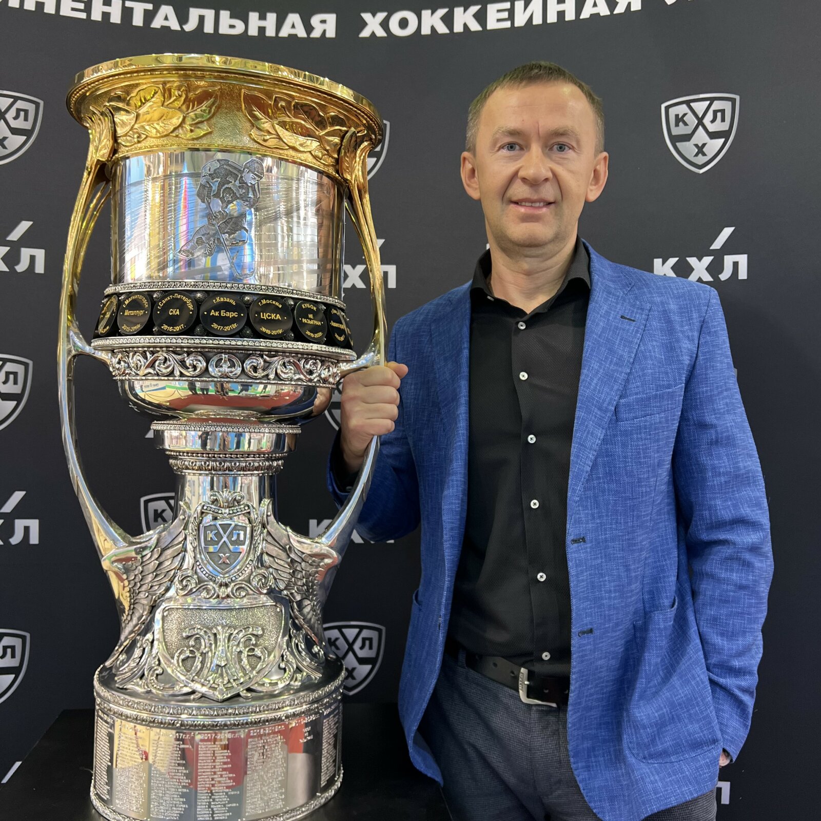 Алексей Бачурин (СМАРТ): «За последние три года произошел огромный рост онлайн-продаж» Алексей Бачурин (СМАРТ): «За последние три года произошел огромный рост онлайн-продаж»