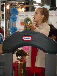 Игровые центры LITTLE TIKES приняли участие в благотворительном марафоне семейного творчества “ПОКАЖИ ПРИМЕР!”