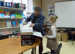 Акция «Подарки за рисунки» от Limpopo: вручение главного приза победителю Акция «Подарки за рисунки» от Limpopo: вручение главного приза победителю