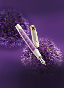 Pelikan представляет новое специальное издание Souverän 600 Violet-White ограниченного тиража Pelikan представляет новое специальное издание Souverän 600 Violet-White ограниченного тиража