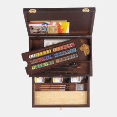 Набор акварели Rembrandt Wood Box Master Set (42 цвета + аксессуары в деревянном коробе) Набор акварели Rembrandt Wood Box Master Set (42 цвета + аксессуары в деревянном коробе)