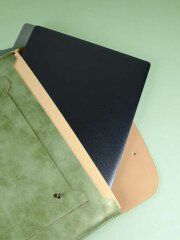 Папка для документов ESCALADA, формат А4+, мягкий переплёт, запаянный край, искусственная кожа ″Спилок металлик″, блинтовое тиснение Папка для документов ESCALADA, формат А4+, мягкий переплёт, запаянный край, искусственная кожа ″Спилок металлик″, блинтовое тиснение