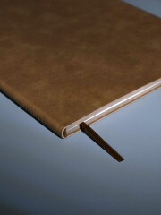 Записная книжка ESCALADA, формат А4+, 80 л., мягкий переплёт, запаянный край, искусственная кожа ″Лезеретто″, блинтовое тиснение Записная книжка ESCALADA, формат А4+, 80 л., мягкий переплёт, запаянный край, искусственная кожа ″Лезеретто″, блинтовое тиснение