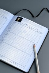 Дневник школьный, формат А5+, 48л., твёрдый переплёт, запаянный край, искусственная кожа ″Лезеретто″, 3D-дизайн, тиснение фольгой Дневник школьный, формат А5+, 48л., твёрдый переплёт, запаянный край, искусственная кожа ″Лезеретто″, 3D-дизайн, тиснение фольгой