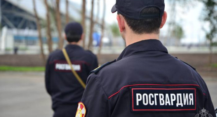 В Челябинске зэк пырнул зятя канцелярским ножом В Челябинске зэк пырнул зятя канцелярским ножом