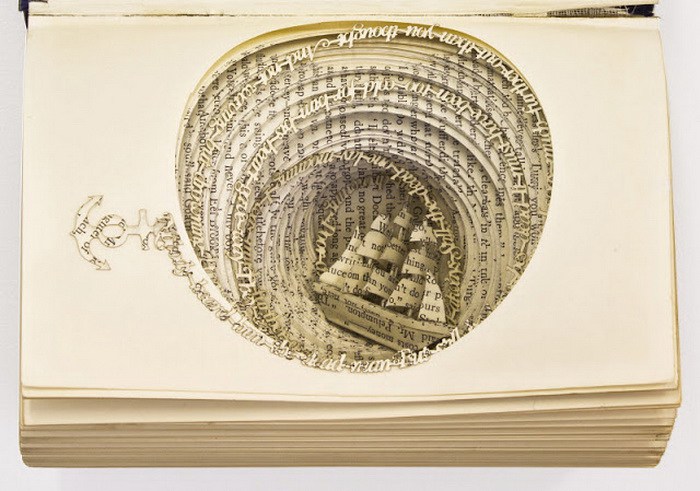 Современное искусство: 3D-скульптуры из книг от Томаса Уитмена Современное искусство: 3D-скульптуры из книг от Томаса Уитмена