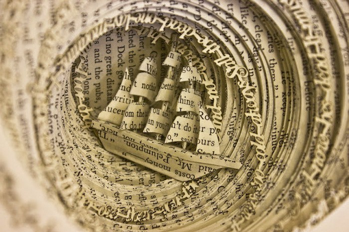 Современное искусство: 3D-скульптуры из книг от Томаса Уитмена Современное искусство: 3D-скульптуры из книг от Томаса Уитмена